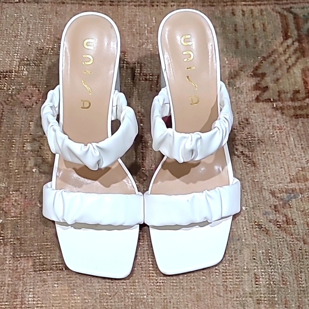 Unisa heels